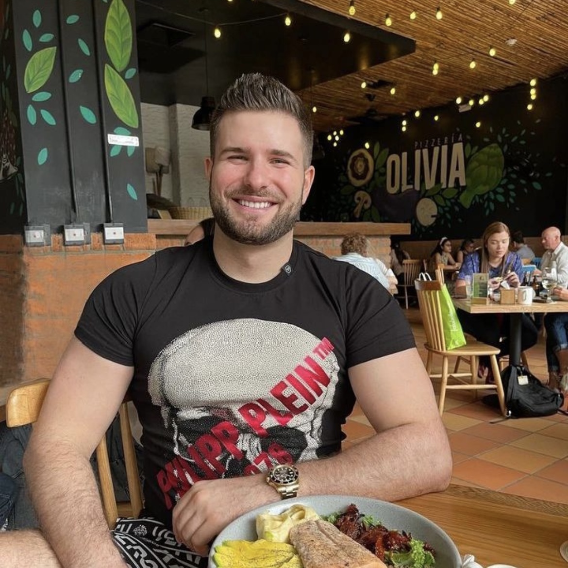 小羽加速器用户james，很满意小羽加速器